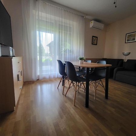 Jozsef Attila Apartman Hajdúszoboszló 外观 照片