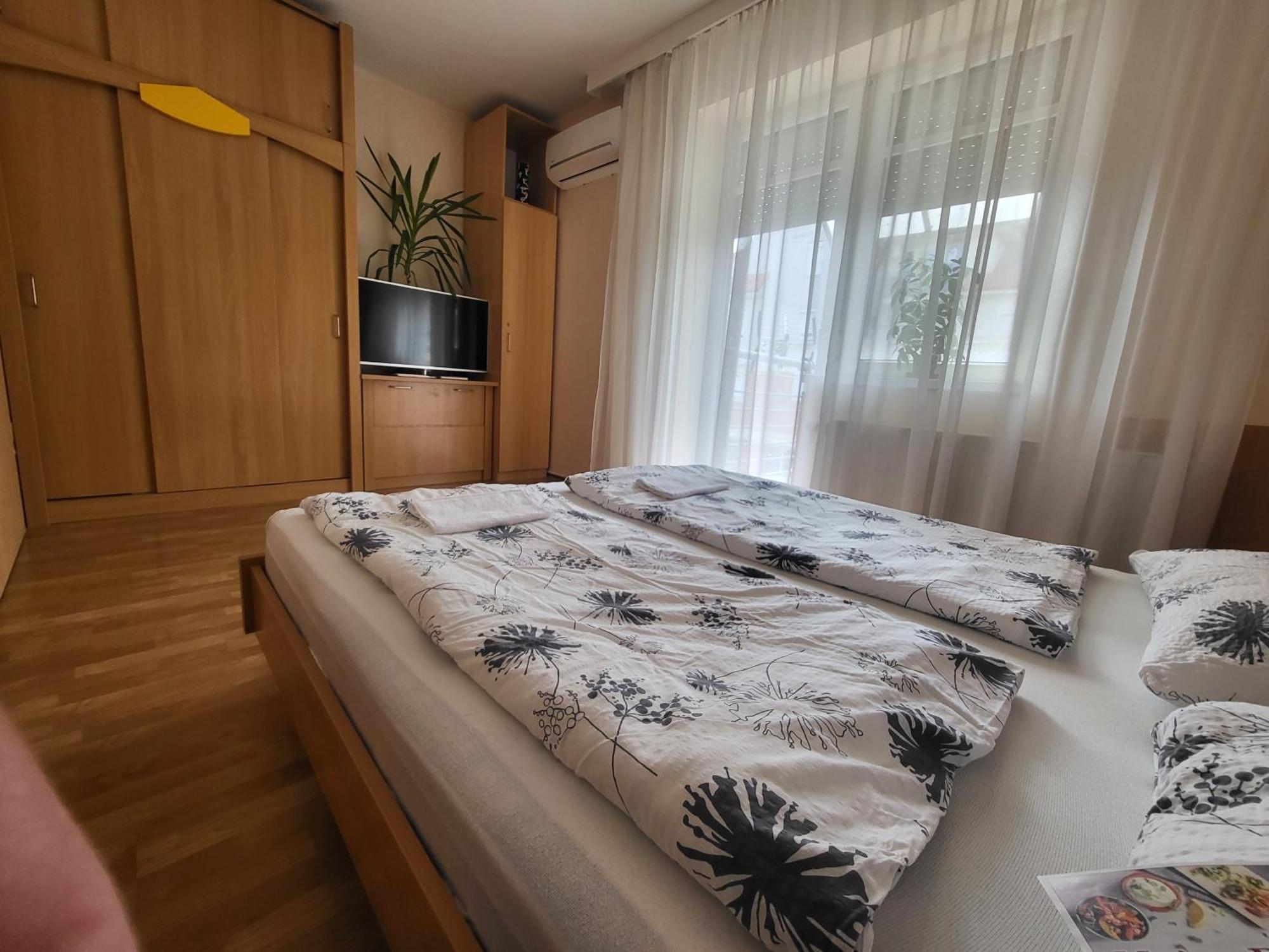 Jozsef Attila Apartman Hajdúszoboszló 外观 照片