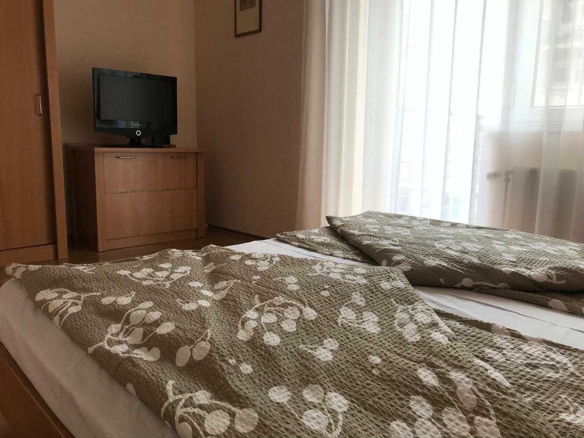 Jozsef Attila Apartman Hajdúszoboszló 外观 照片