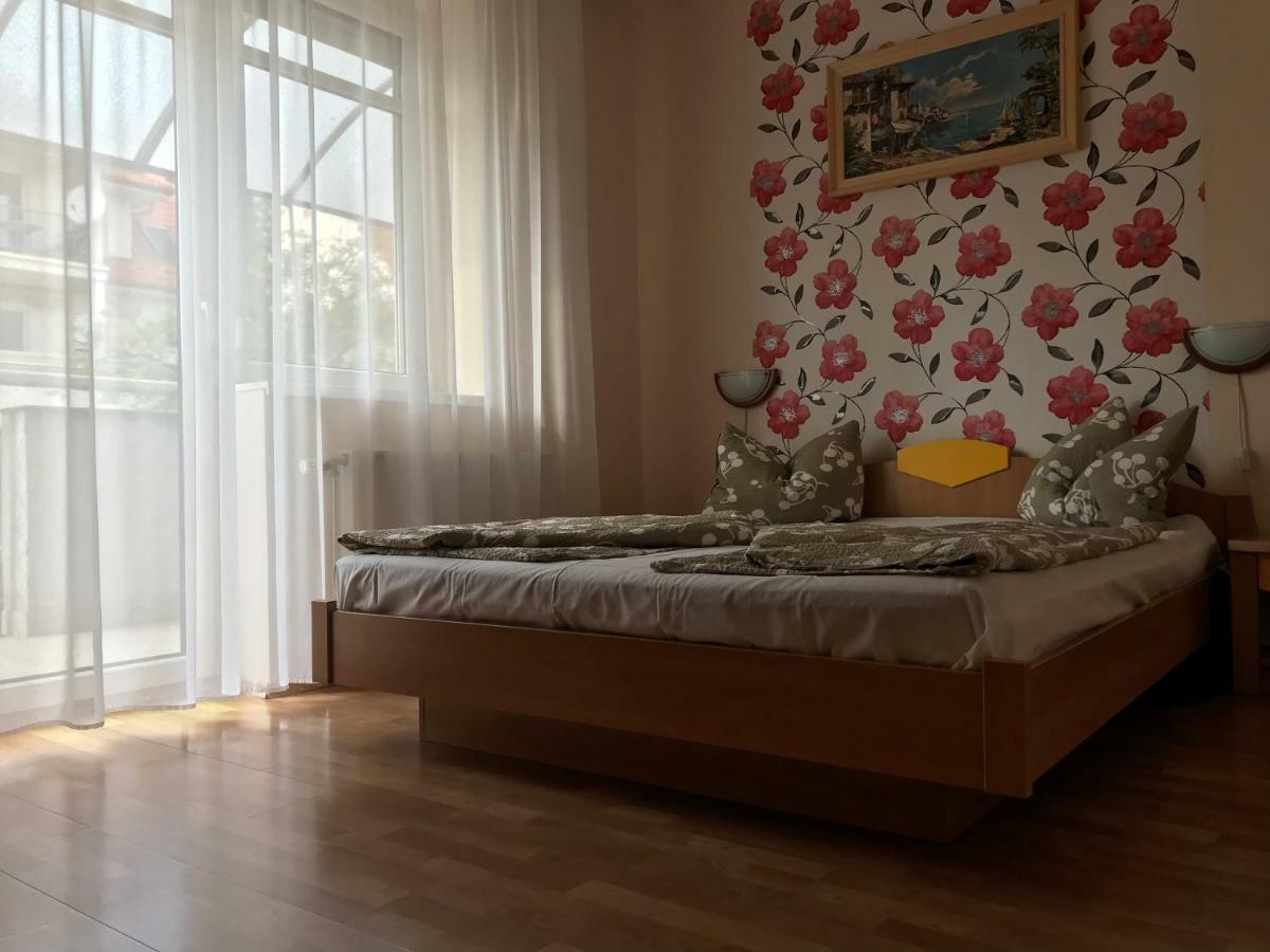 Jozsef Attila Apartman Hajdúszoboszló 外观 照片